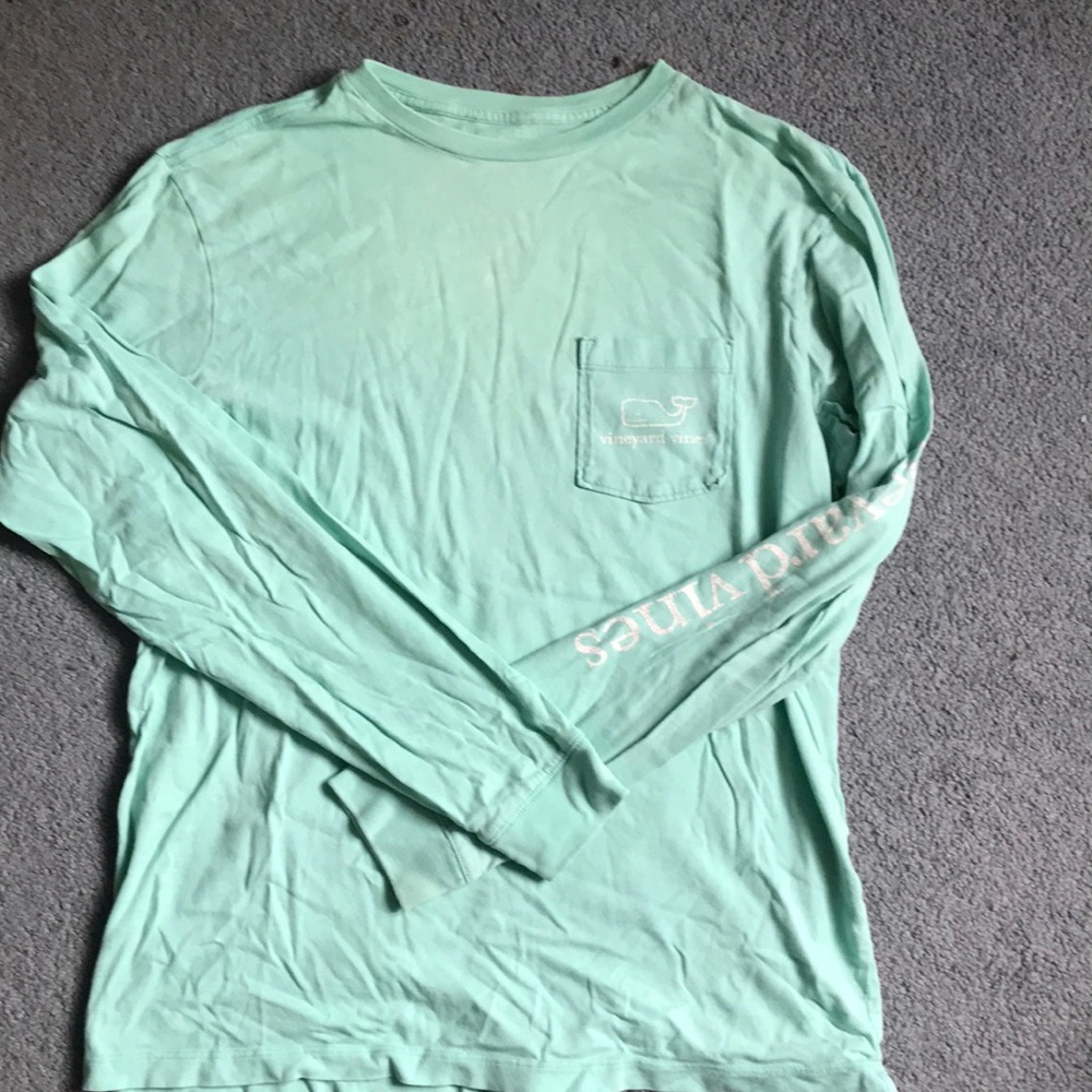 Vineyard Vines Men’s long sleeve Tee